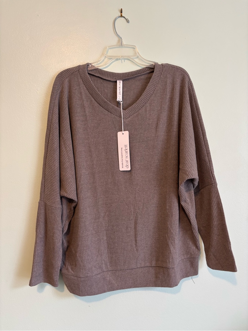 NWT Dear Scarlett Mocha Ribbed V-Neck Sweater Large - Picture 3 of 8